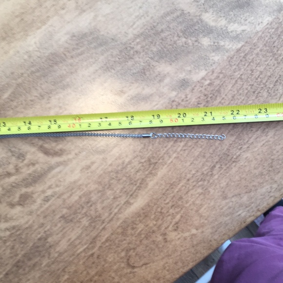 Aldo necklace. Silver colour. 21.5 inches for the neck. NWOT. 3 for $15 - Picture 5 of 5